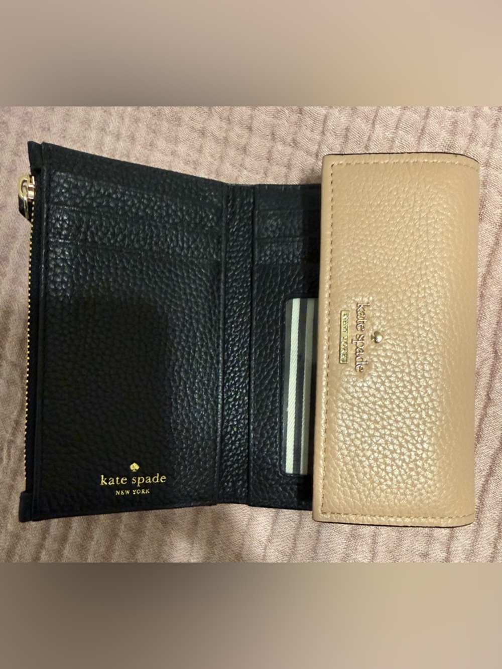 Kate Spade ♠️ Two-Tone Light Tan and Black Pebbled Leather Wallet - Picture 4 of 11